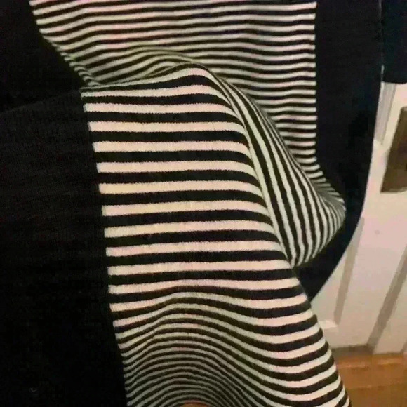 J. McLaughlin Black White Striped Sweater Dress Long Sleeve, Womens Size Medium - Picture 8 of 10